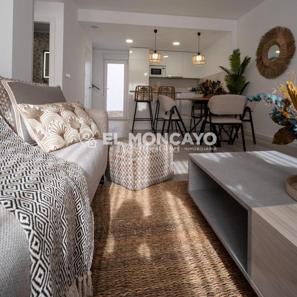 Foto e59a2df7-26f6-419c-ab37-1fc878cc6d5a. Semi detached house with heating pool in Jerónimo y Avileses Murcia