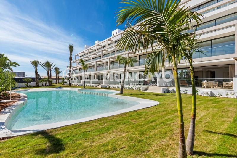 Foto c542531c-a8b0-488b-bf63-61fc5a42b62d. Apartament amb aparcament piscina a Entremares Manga del Mar Menor (La)