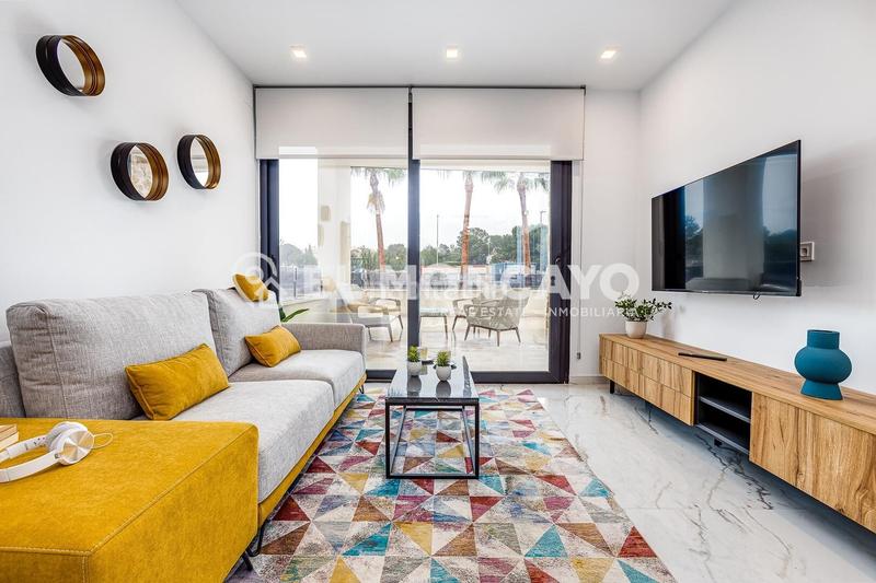 Foto 00ff8a17-5038-433e-a601-689d8adbee6f. Casa amb calefacció aparcament piscina a Rojales