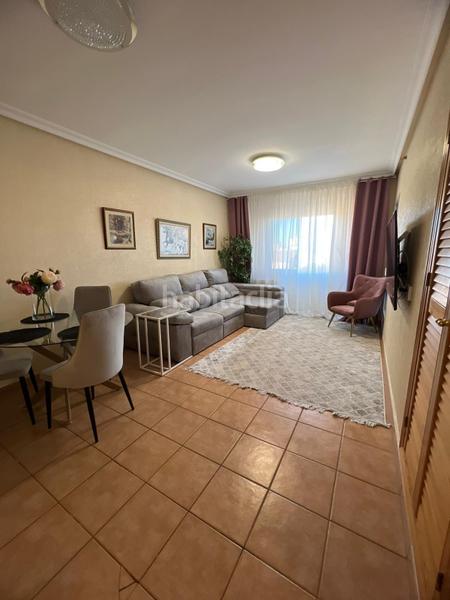 Foto 1f0157f6-3825-4bda-9ad9-5791f239522d. Apartament amb piscina a Aguas Nuevas Torrevieja