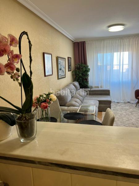 Foto 6df239a0-f333-4b11-a8af-dc04af097b43. Apartament amb piscina a Aguas Nuevas Torrevieja