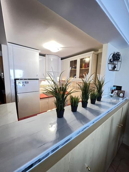 Foto d198b7f2-1507-483a-8bc3-682112e03f4a. Apartament amb piscina a Aguas Nuevas Torrevieja