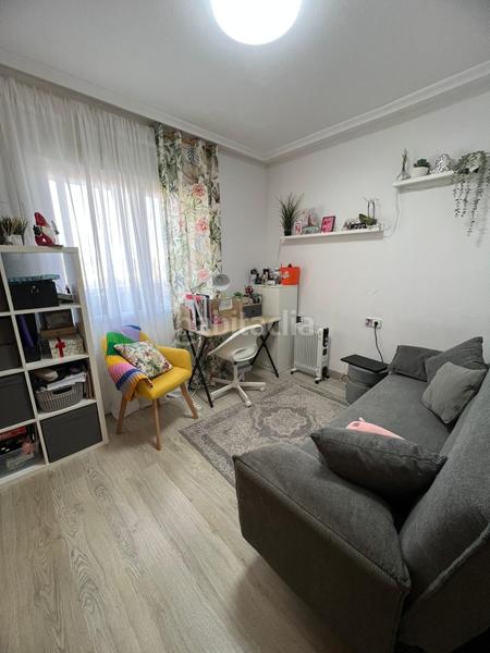 Foto f7ad935e-8e89-4cb0-acb4-645fda1c5932. Apartament amb piscina a Aguas Nuevas Torrevieja