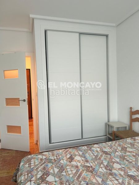 Foto eb8a7ebe-9aa0-42a7-9214-8d50a550a134. Àtic amb calefacció aparcament piscina a Torreblanca Torrevieja