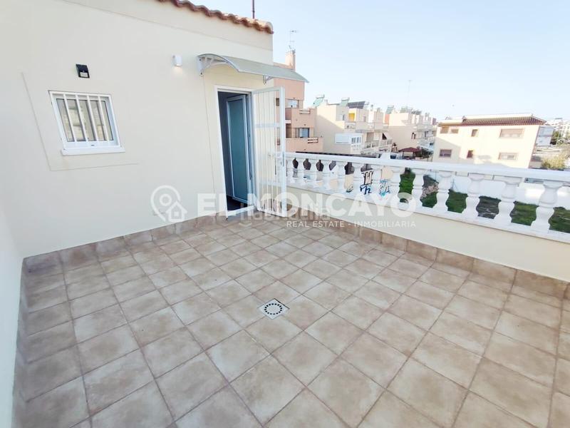 Foto 200dd73d-05b1-4ca9-a766-16f30517e97f. Casa a schiera con riscaldamento parcheggio in Los Secanos Guardamar del Segura