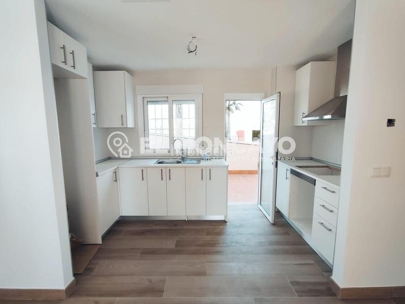 Foto 0cd2773f-3403-40fc-9db8-aa3414e6a429. Rez-de-chaussée avec chauffage piscine dans Puerto Deportivo Guardamar del Segura