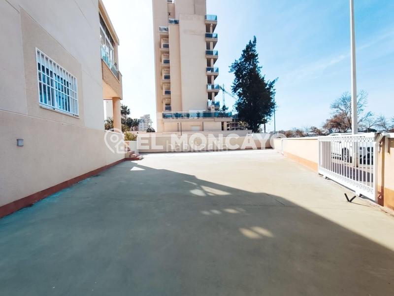 Foto 3c022317-4e4a-47df-94f3-ddae64e706c3. Rez-de-chaussée avec chauffage piscine dans Puerto Deportivo Guardamar del Segura