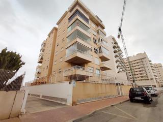 Appartement  Calle med basilio paredes gomez. Fantástico apartamento junto al puerto deportivo de guardamar de