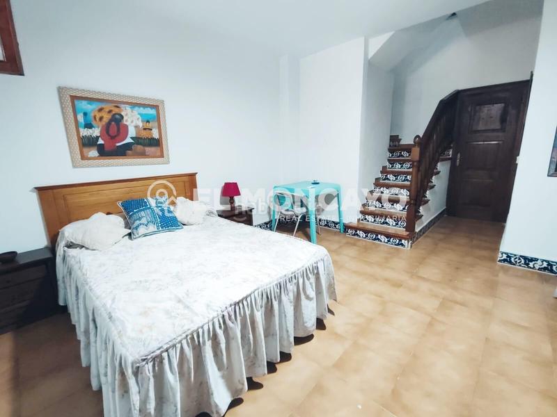 Foto 7661e823-6d16-4995-bf56-ff7a124665ee. Maison jumelée avec parking dans Guardamar Playa Guardamar del Segura