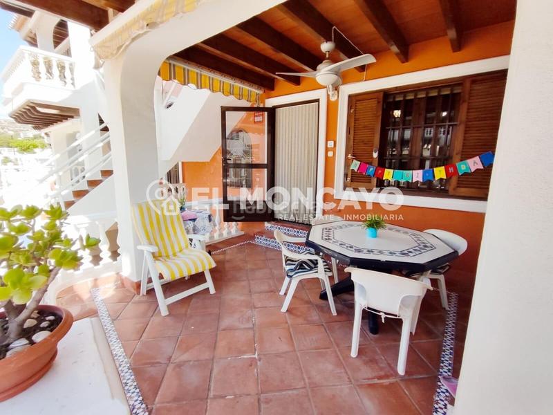 Foto bd3313cb-220b-478e-a957-deac2d02128a. Maison jumelée avec parking dans Guardamar Playa Guardamar del Segura