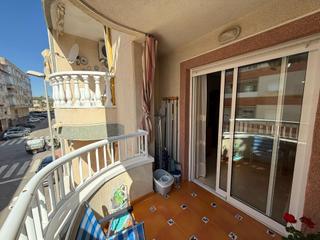 Apartament  Plaza medico jose maria sanz. Fantastico apartamento orientado al sur en guardamar del segura,