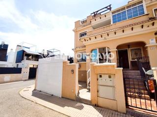 Reihenhaus  Calle calle bidasoa. Fantstico semiadosado dplex con maravillosas vistas en villama