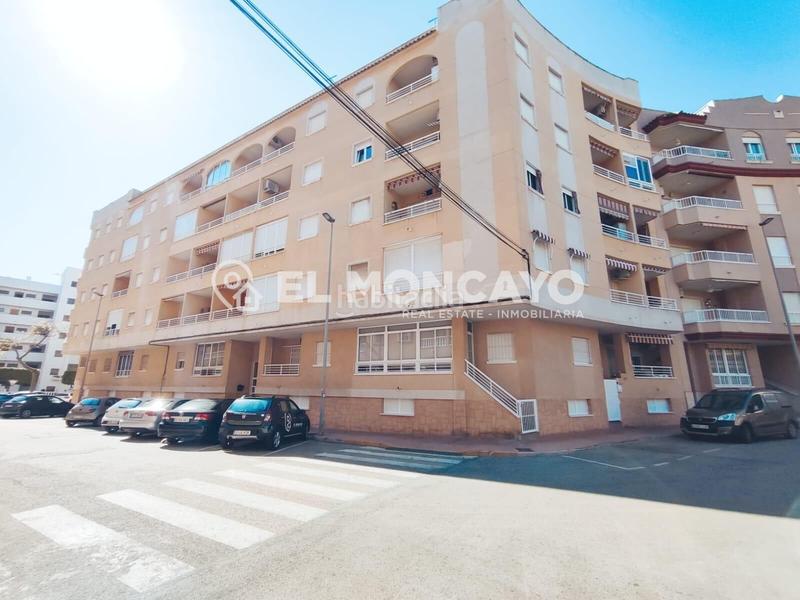 Foto 17654584-8380-4825-a2c0-718e2754dffd. Apartament amb calefacció aparcament a Las Viñas Guardamar del Segura