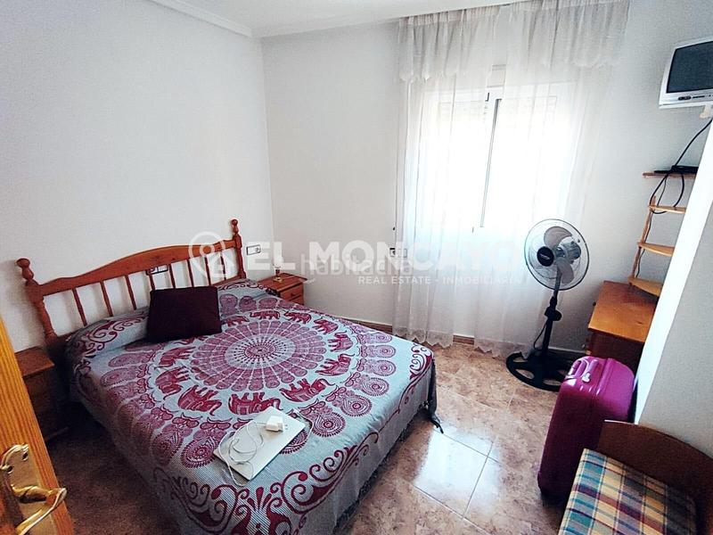 Foto 48d4d4fc-055a-477b-a0ee-ec791dce8b4e. Apartament amb calefacció aparcament a Las Viñas Guardamar del Segura