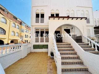Casa adosada  Calle benacantil-mata. Fantástico adosado dúplex con solárium a escasos metros de las p