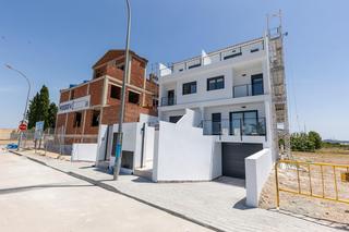 Maison jumelée  Calle orihuela. Adosados de obra nueva con 4 dormitorios en rafalcosta blanca su