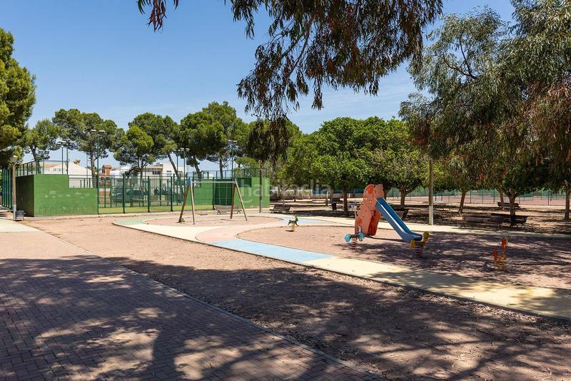 Foto 4c6fb913-19ea-4b51-977e-3b51704892fc. Maison jumelée avec parking piscine dans La Murada - Los Vicentes Orihuela