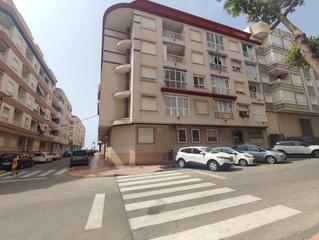 Apartamento  Hermanos bazan. Bonita vivienda de un dormitorio en el centro de guardamar del s