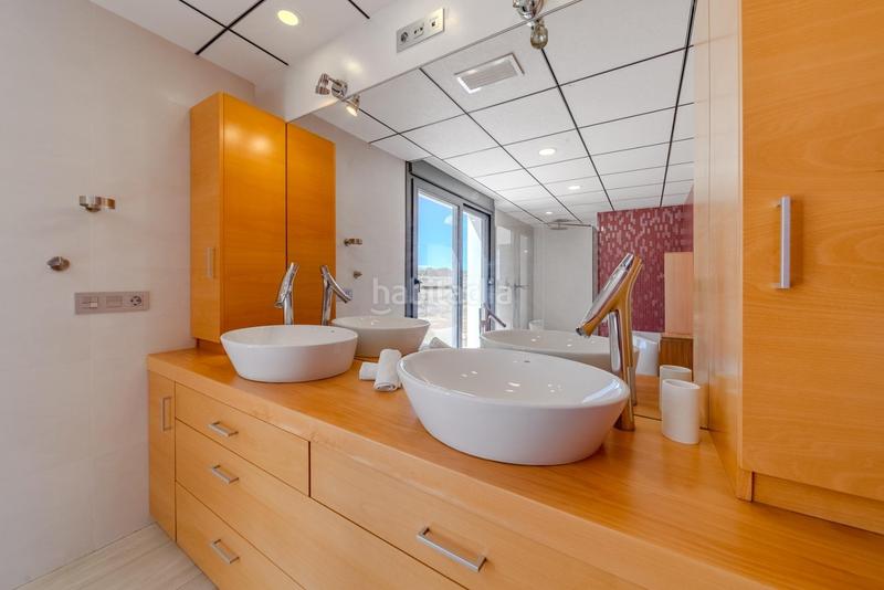 Foto 1ea94730-5ed8-48a2-a7db-36e9771ce0f8. Chalet exclusivo chalet independiente en La Marina elcheel pinet en Elche / Elx