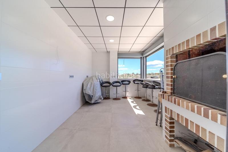 Foto a16cc6fe-f73d-432e-9b92-4f25dcdbf74c. Chalet exclusivo chalet independiente en La Marina elcheel pinet en Elche / Elx