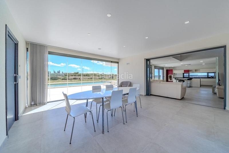 Foto b40752ec-ba02-4a23-882e-9aca210804fb. Chalet exclusivo chalet independiente en La Marina elcheel pinet en Elche / Elx