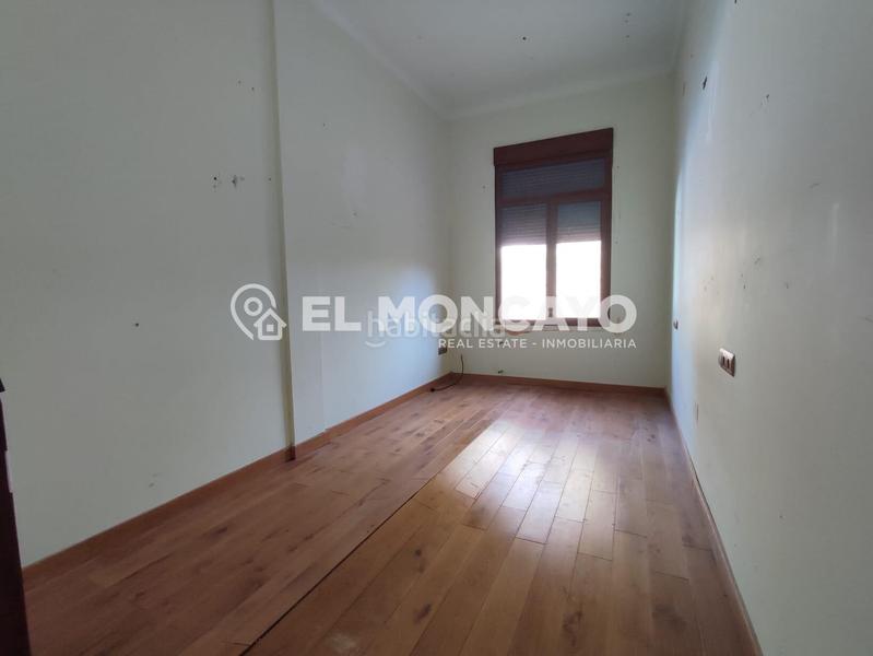 Foto a8027473-8f11-405c-aba4-b89162636e02. Chalet fantástica casa de campo con amplia parcela junto al pinet, La Marina, alicante en Elche / Elx