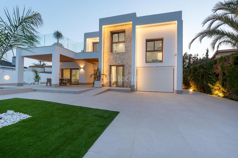 Foto 78c7237f-f3b5-4b5a-8bc2-150e8523b8bb. Chalet lujosa villa llave en mano en Campoamor costacosta blanca en Orihuela