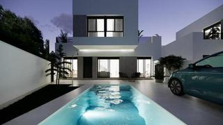 Chalet à San Fulgencio. Chalet independiente con piscina privada en san fulgencio costa