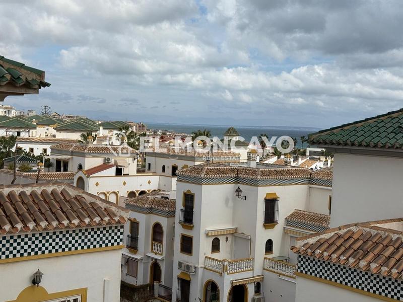 Foto 4430d474-6f9d-4761-a689-6ecec58974e9. Maison avec piscine dans Cañada del Molino Torrevieja