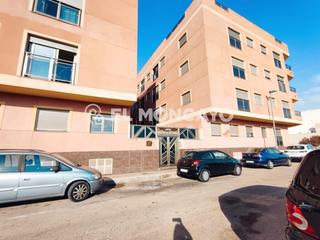 Apartament  Calle palacios. Fantstico apartamento con piscina comunitaria en la zona de los