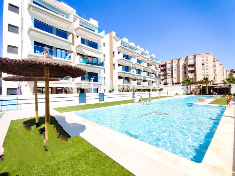 Foto e439d572-52d2-4415-bf82-ce51e11e77f6. Piccolo appartamento con riscaldamento piscina in Guardamar del Segura