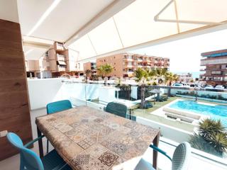 Apartament  Avenida avenida cervantes, 51. Fantástico apartamento con vistas al mar en guardamar del segura