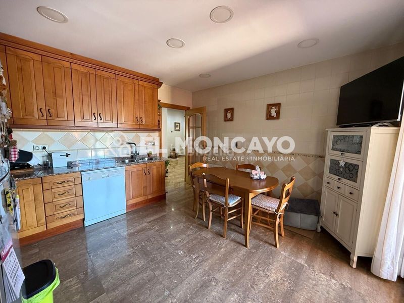 Foto 49033050-cb75-428f-9524-b75600d16c14. Xalet amb calefacció aparcament piscina a Almoradí