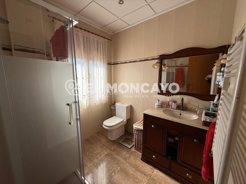 Foto 4d11c579-c930-496b-a9e7-b3a6b379698a. Xalet amb calefacció aparcament piscina a Almoradí