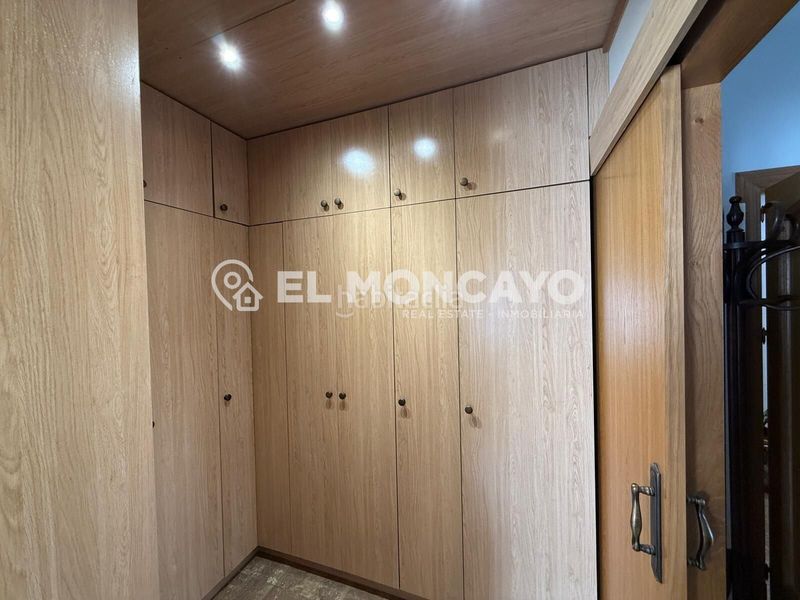 Foto 715f24c3-7693-4997-a294-fee59d3cf29b. Xalet amb calefacció aparcament piscina a Almoradí