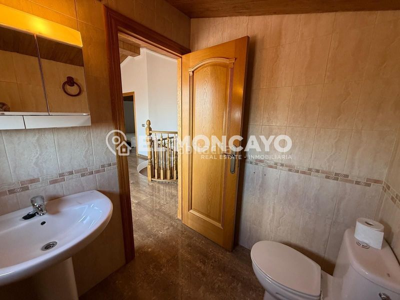 Foto b15b9c2a-66a4-4e41-975e-261dc372e534. Xalet amb calefacció aparcament piscina a Almoradí