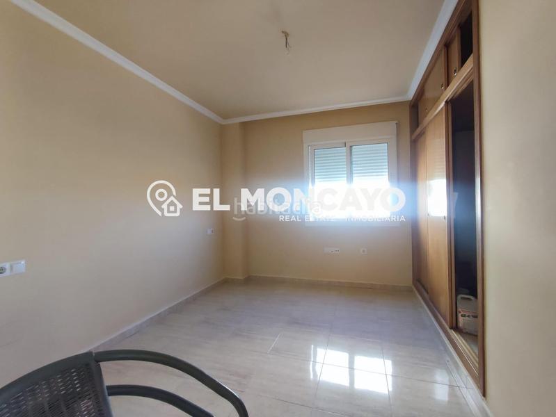 Foto 886cd160-ccbe-41cb-ab67-5bc76dc9843c. Àtic amb aparcament piscina a Puerto Deportivo Guardamar del Segura