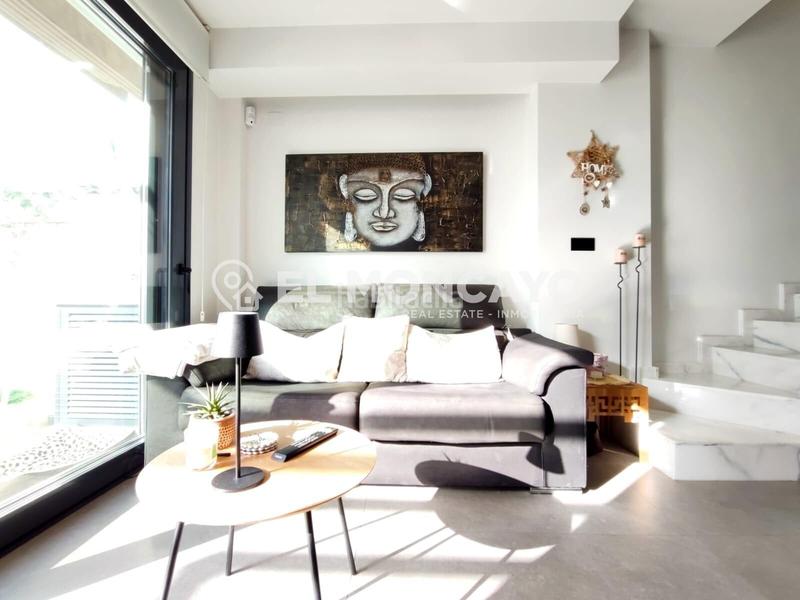 Foto b99ad1cb-76c0-4f49-8c12-ecf9ba733229. Maison jumelée avec chauffage parking piscine dans Los Secanos Guardamar del Segura