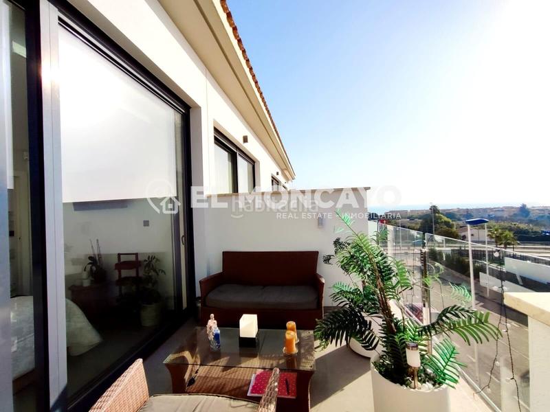 Foto c37dfa2b-9346-4838-8082-3bc9bb209b57. Maison jumelée avec chauffage parking piscine dans Los Secanos Guardamar del Segura