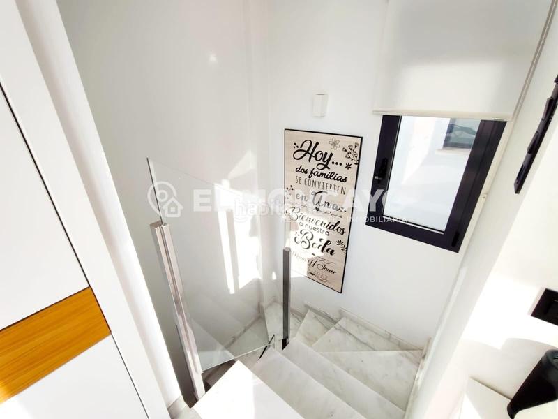 Foto cbafe015-fe55-403f-a3b5-c4a3a89dbff0. Maison jumelée avec chauffage parking piscine dans Los Secanos Guardamar del Segura