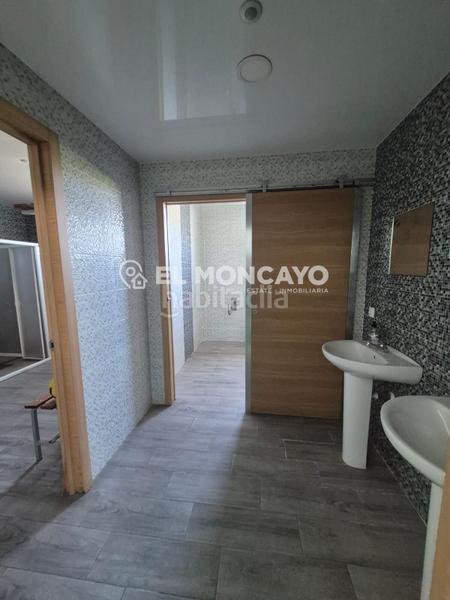 Foto c221b0ac-43bb-42f7-85a4-4dcf72bde27c. Nau industrial a Daya Nueva