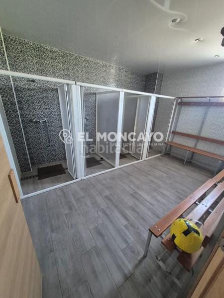 Foto fbaeb5dd-c8dc-439e-ba81-62a932fc6c17. Nau industrial a Daya Nueva