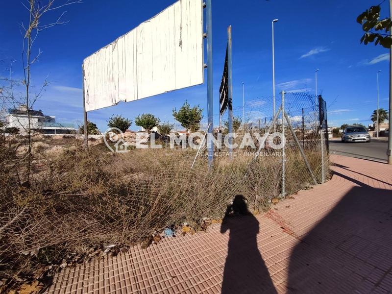 Foto 5eb927aa-d72f-4d2b-a6fe-ee667ab822f3. Terreny residencial a San Fulgencio
