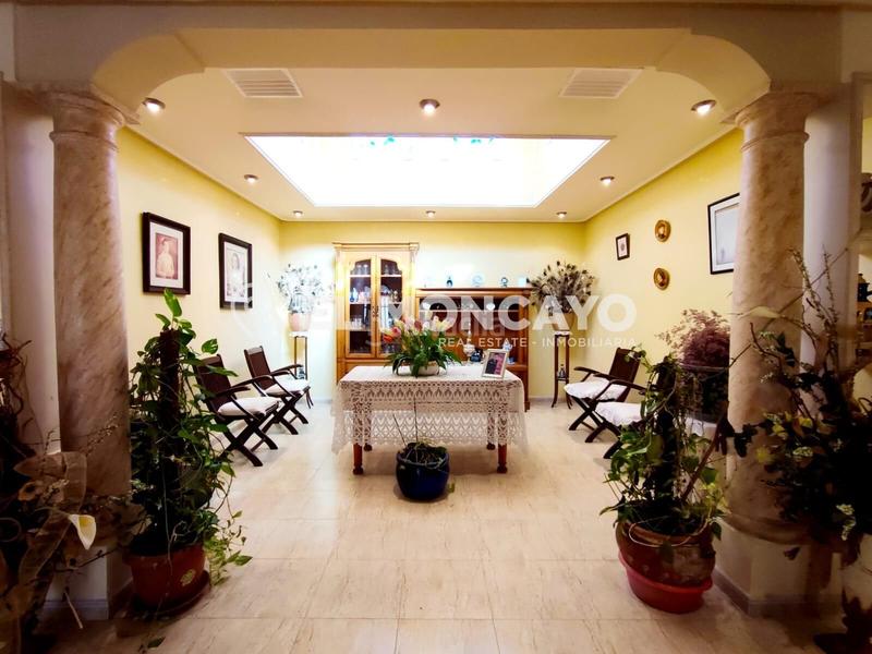 Foto 5f11ea45-6ed4-4c64-8b40-8e8a0f2c7639. Chalet con riscaldamento parcheggio piscina in La Foia - Daimés - Asprella Elche / Elx