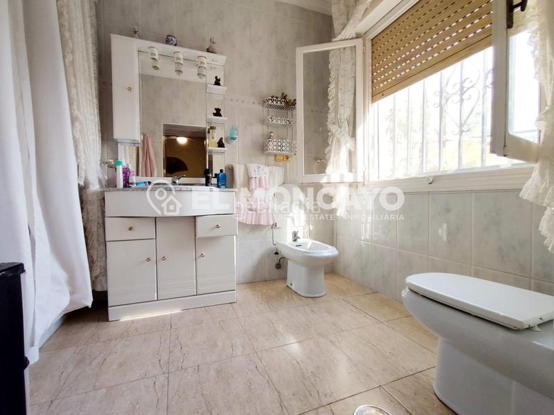 Foto 8678fcf9-4fc3-46a3-9639-c9e86f38069d. Chalet con riscaldamento parcheggio piscina in La Foia - Daimés - Asprella Elche / Elx