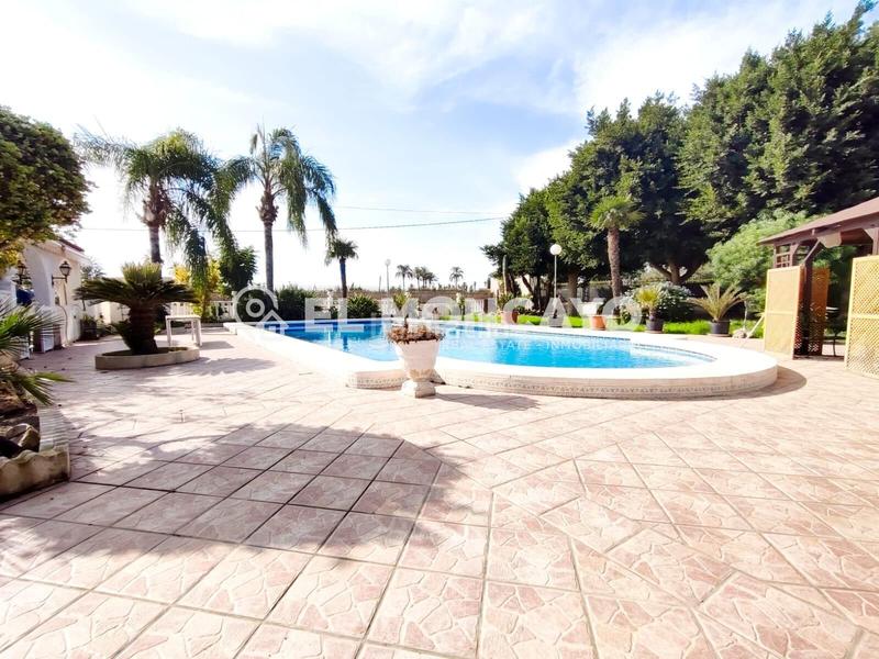 Foto 8793da36-19d8-4600-8217-7e27baf65c3f. Chalet con riscaldamento parcheggio piscina in La Foia - Daimés - Asprella Elche / Elx