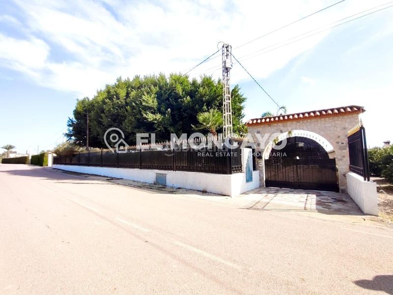 Foto 89dad8fe-3e80-4770-99b5-cdfc10385787. Chalet con riscaldamento parcheggio piscina in La Foia - Daimés - Asprella Elche / Elx