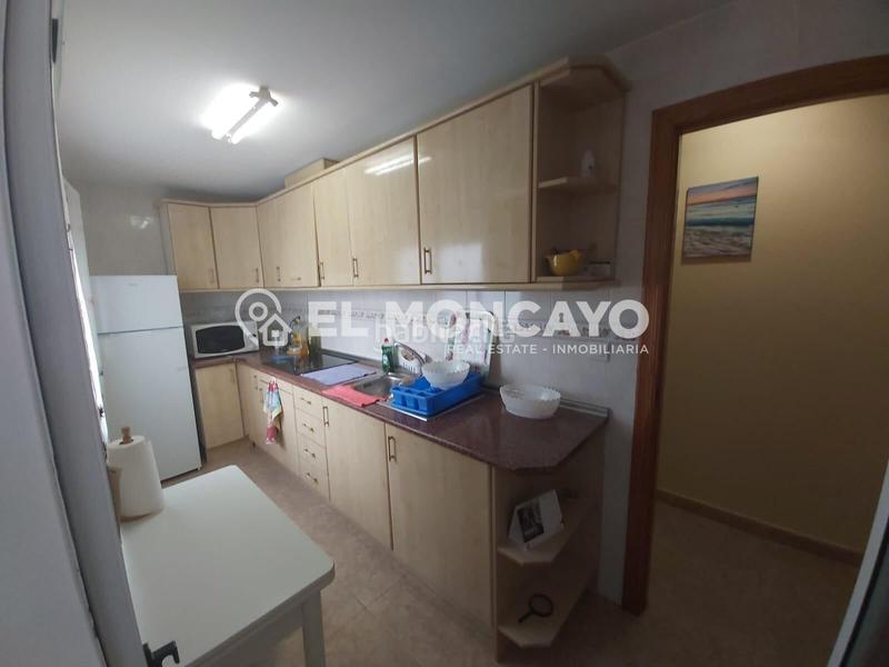 Foto a8ef4b2e-01a2-458e-939c-6302cc38a2ca. Apartament amb calefacció aparcament a Las Viñas Guardamar del Segura