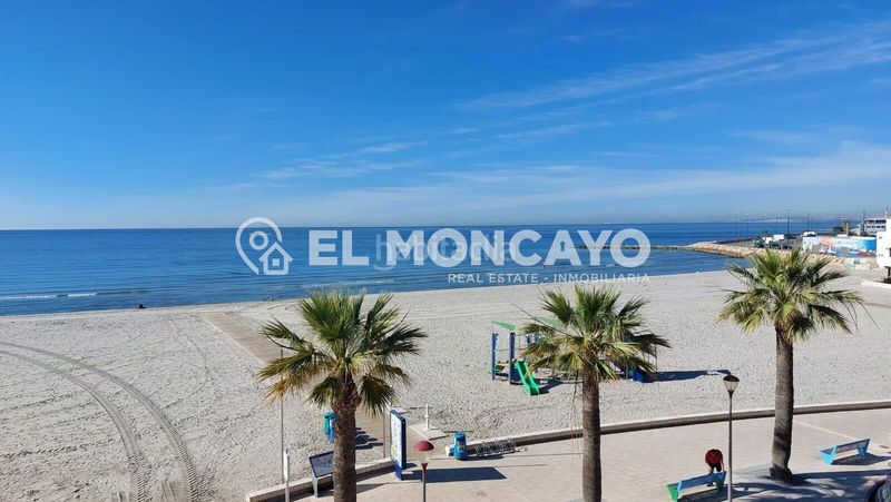 Foto 763563d7-b379-43bc-b090-1703e0b3ba9d. Casa adosada fantástico adosado junto a la playa de milpalmeras, , costa blanca en Pilar de la Horadada