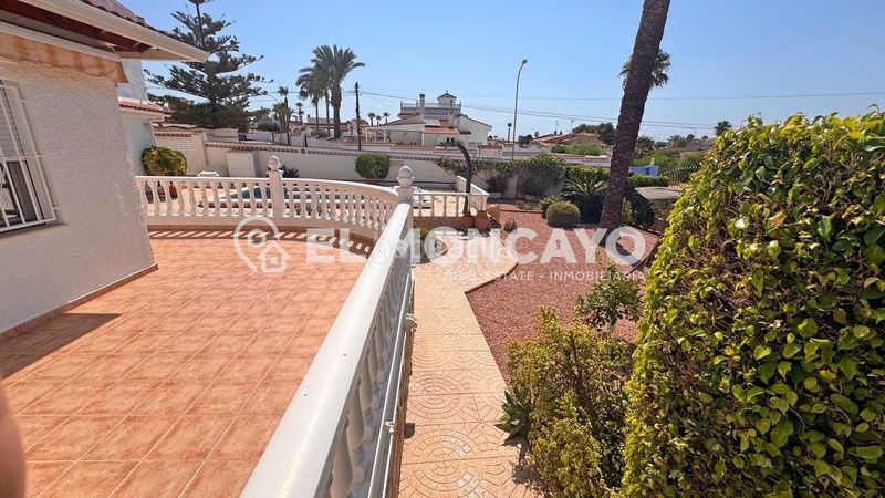 Foto 939783ec-0da6-417c-85c0-dca32037e5a2. Xalet amb calefacció aparcament piscina a Centro de la Ciudad Quesada Rojales